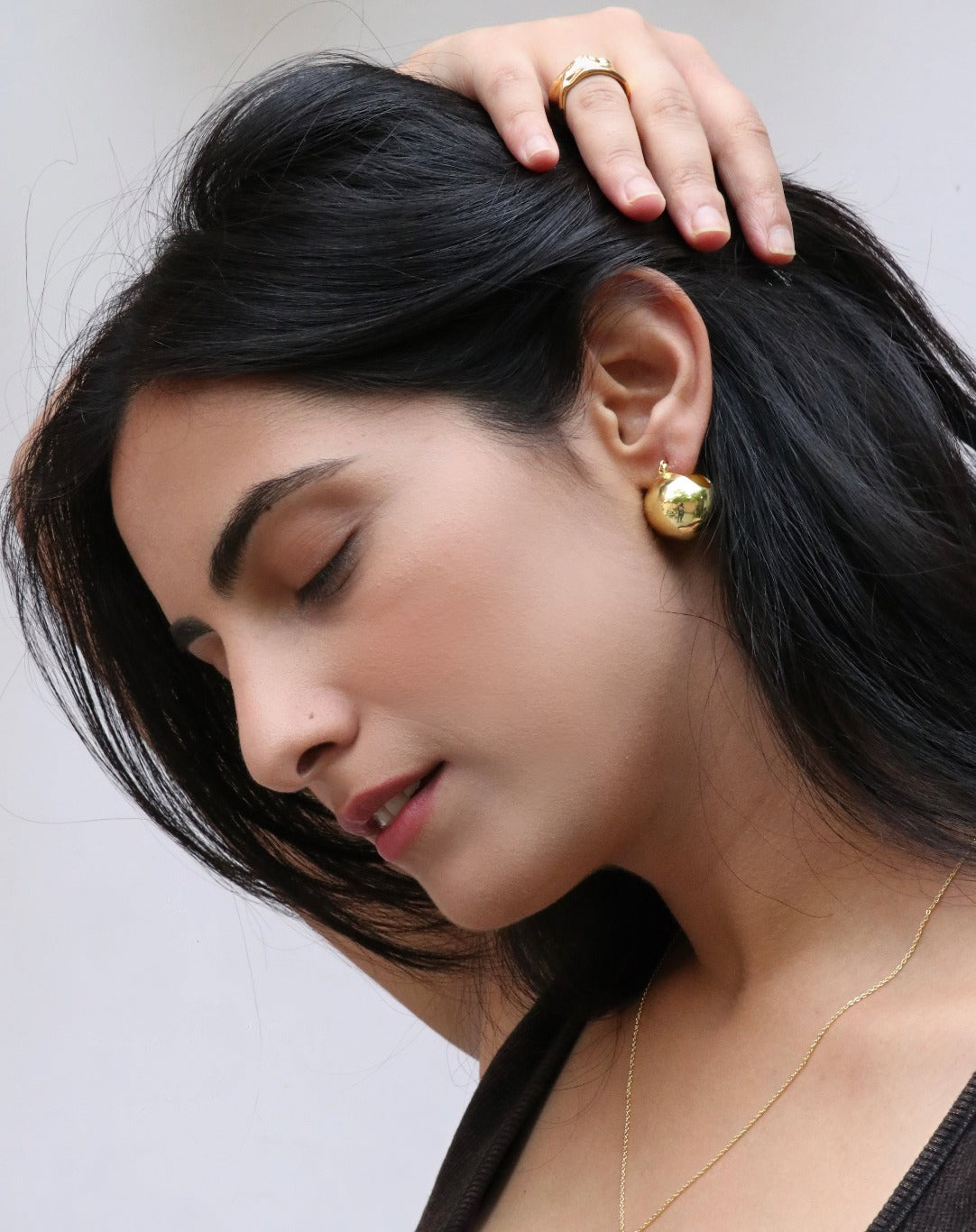 Pluto Hoops