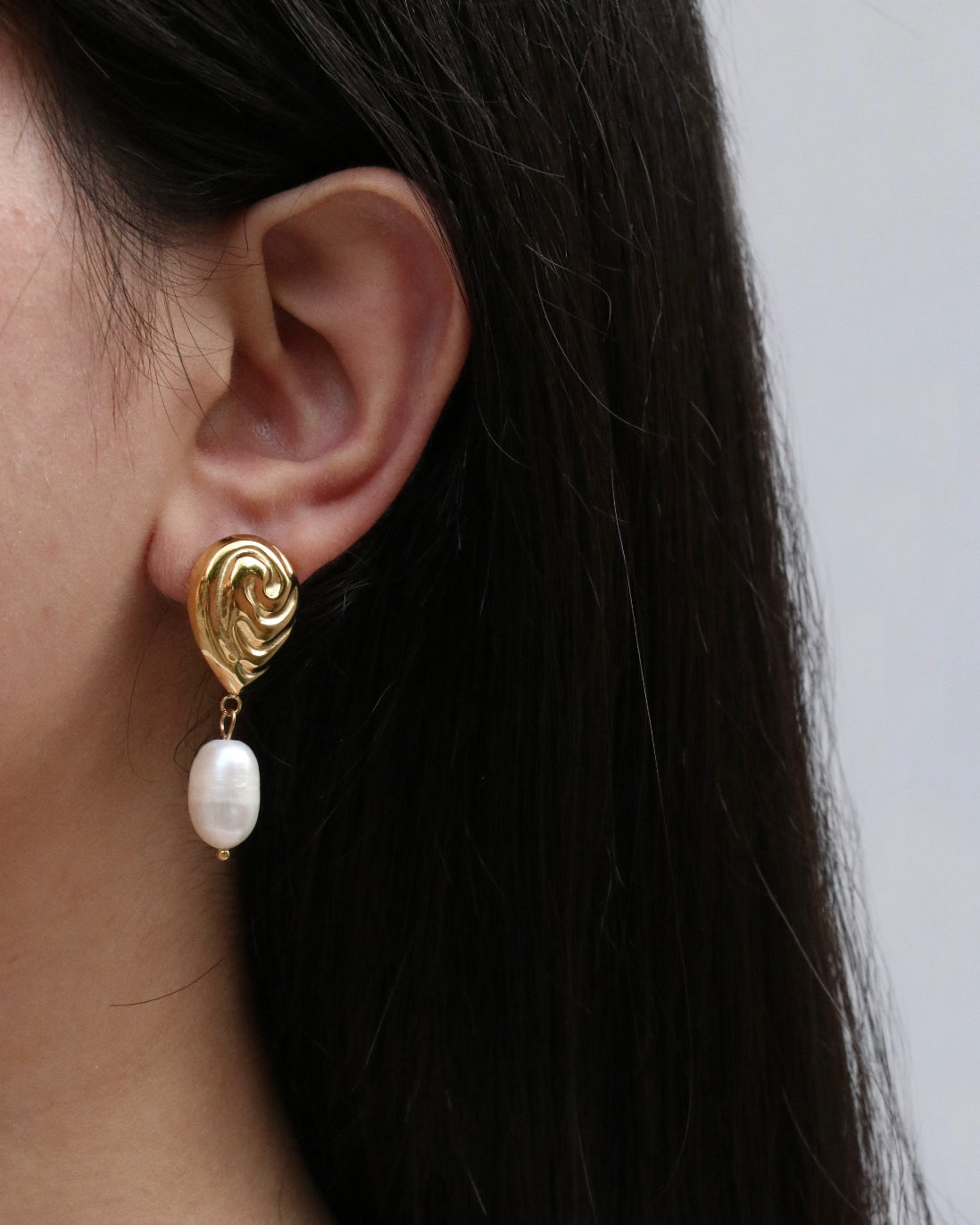 Ocean Pearl Earrings