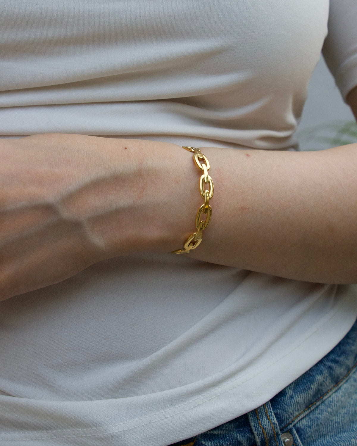 Aviora Cuff Bangle