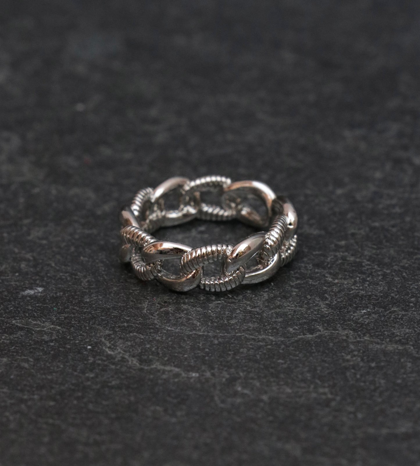 Platinum Isadora Curb Chain Ring