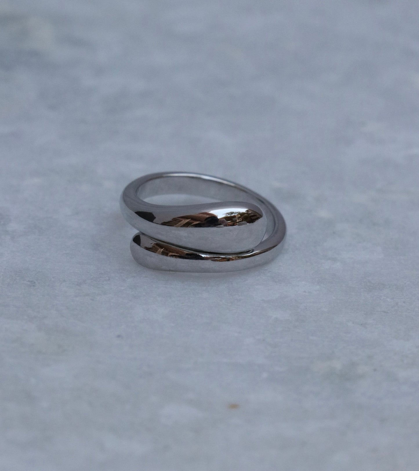 Platinum Spiral Connection Ring