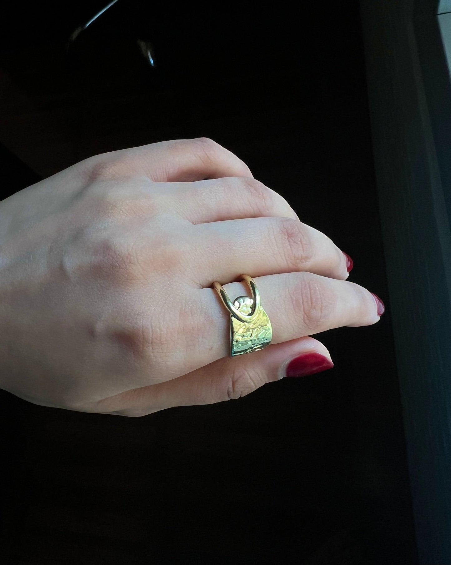 Velora Ring