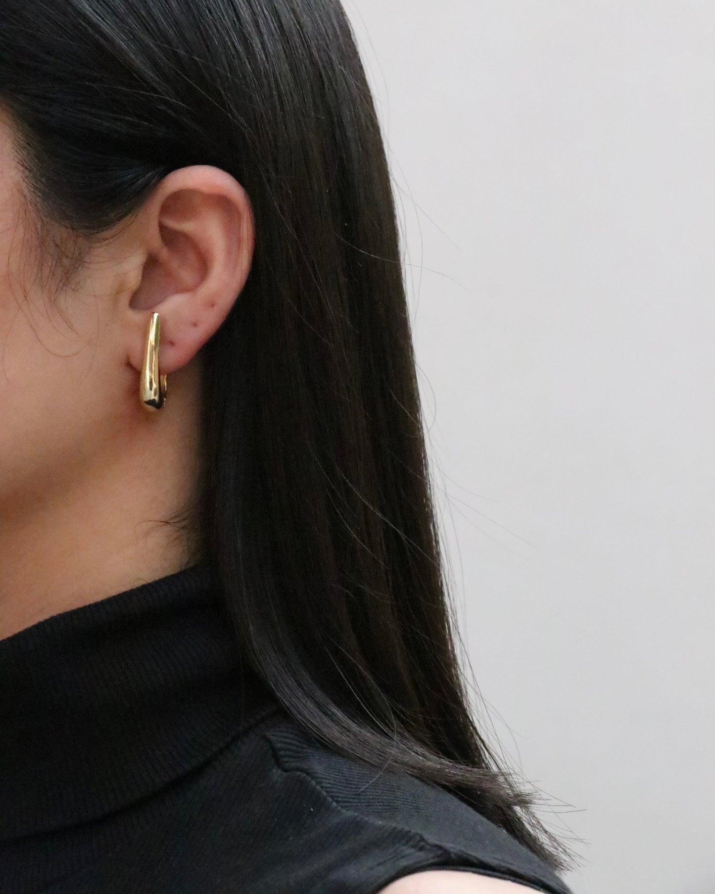 Fang Hoops
