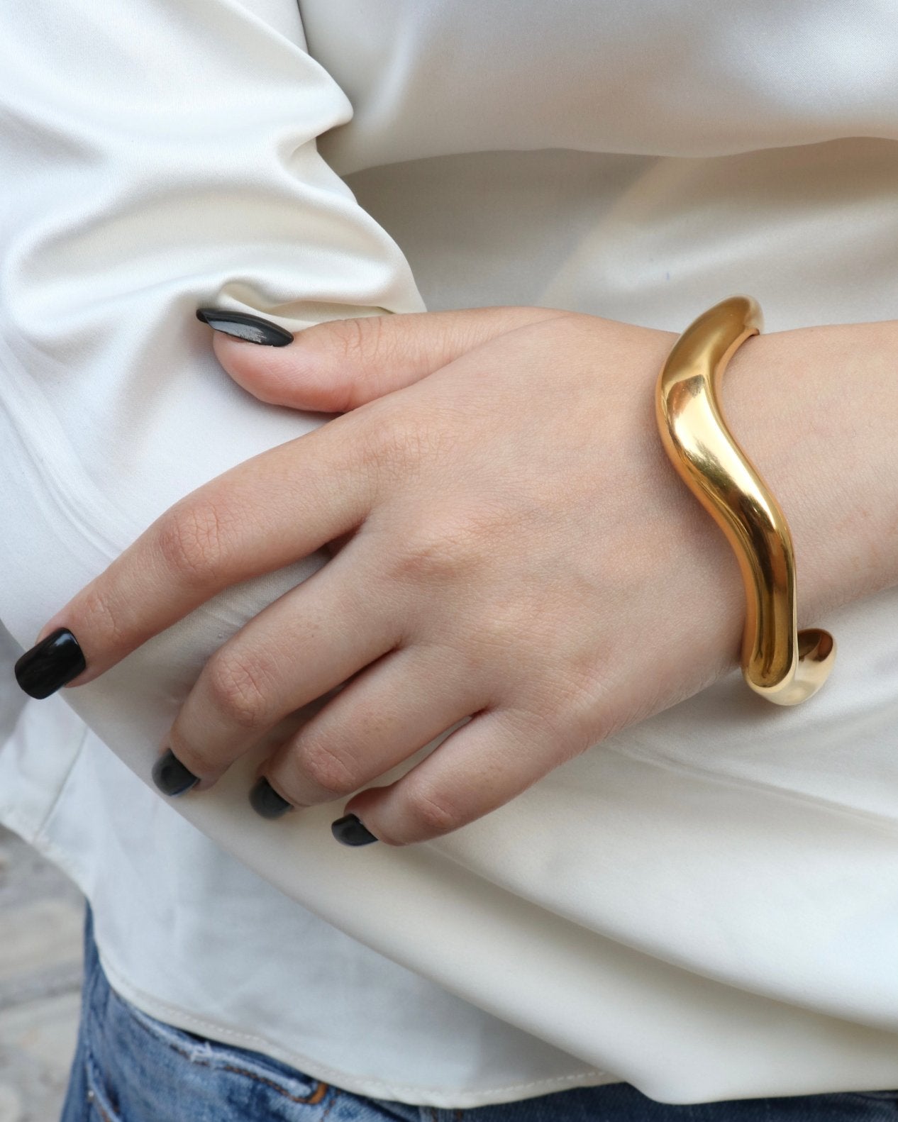 Sculpted Wave Bangle
