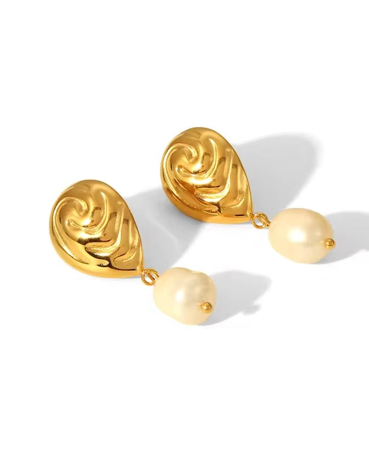 Ocean Pearl Earrings