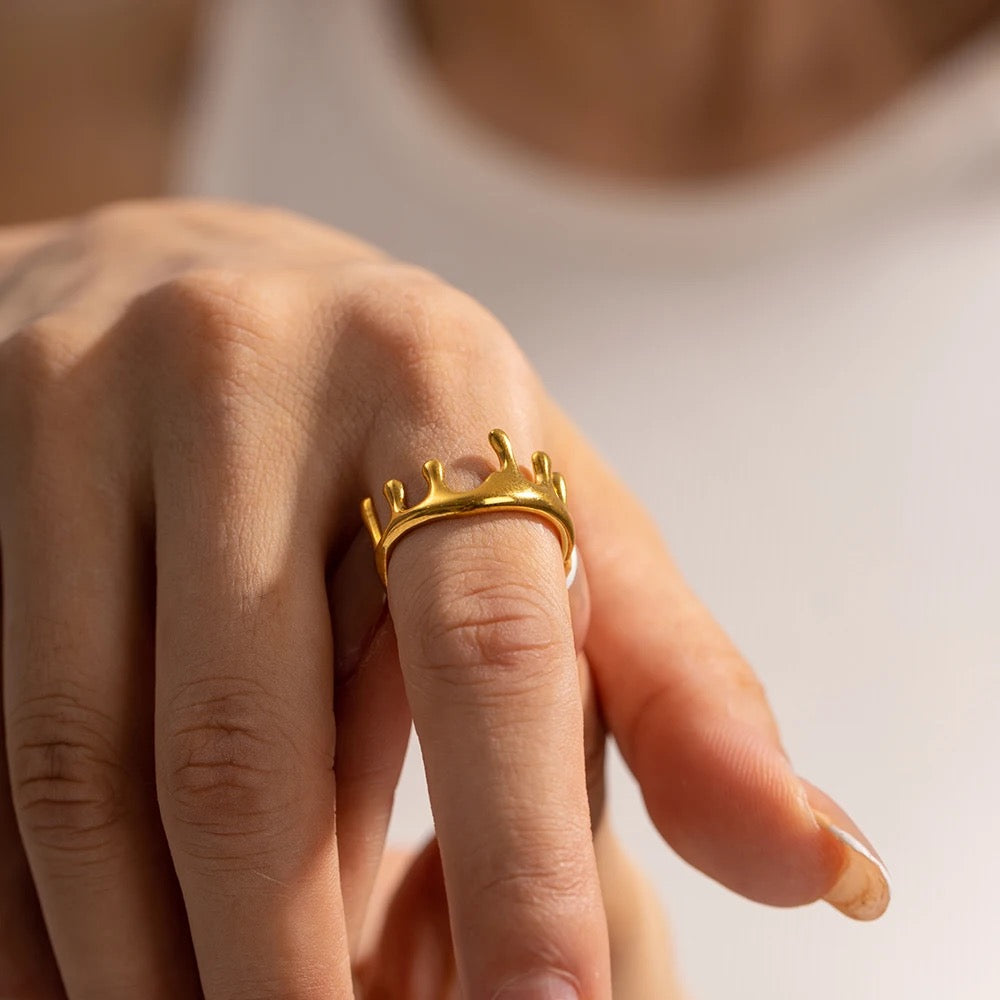 Dripping Crown Ring