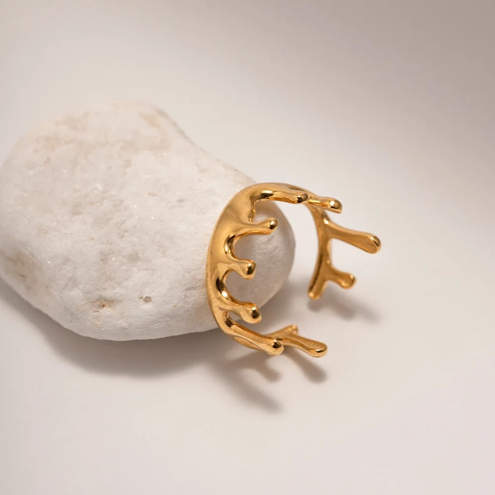 Dripping Crown Ring