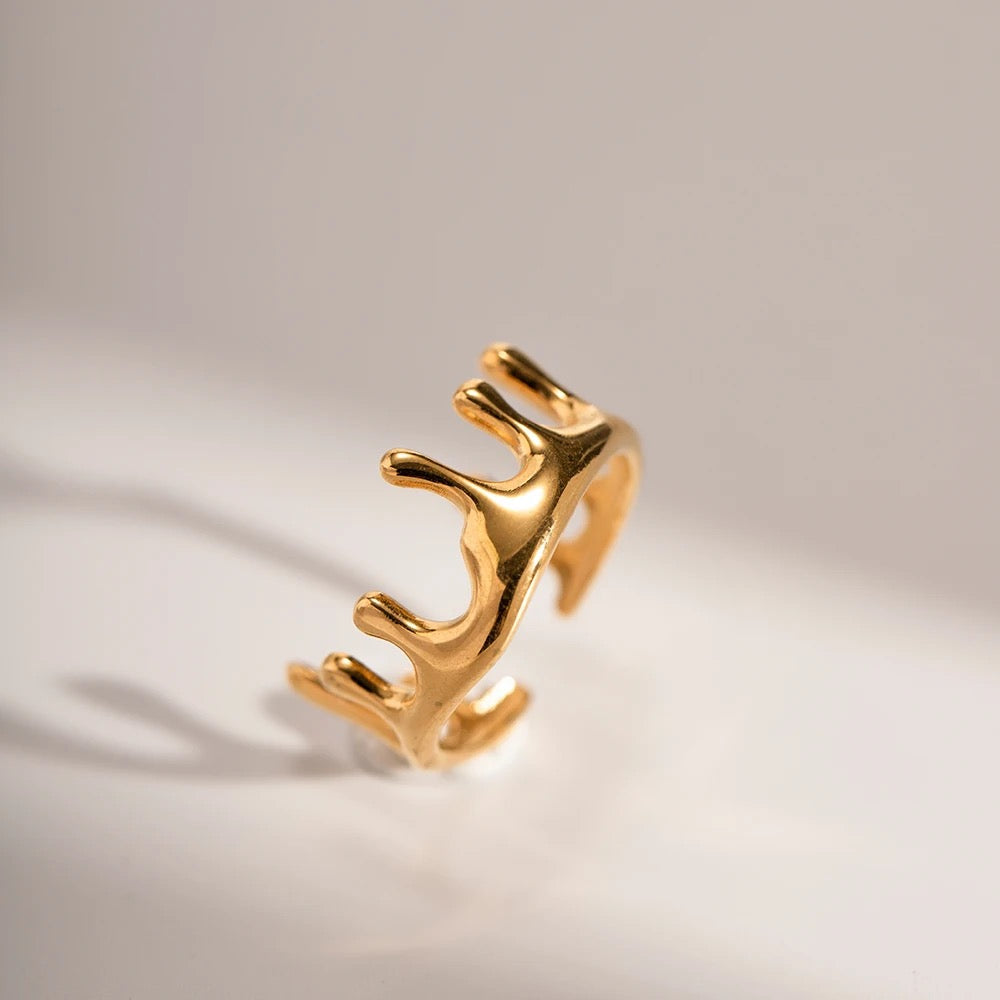 Dripping Crown Ring