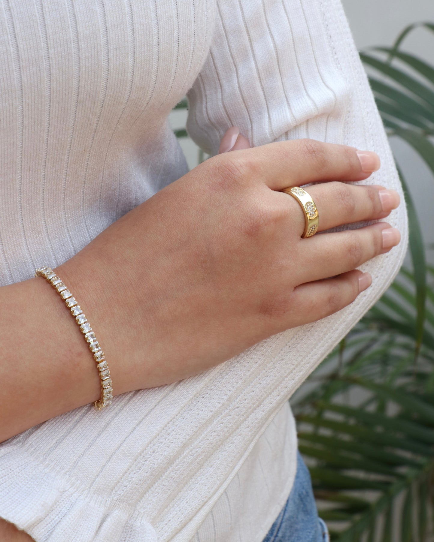 Hamsa Hand Band