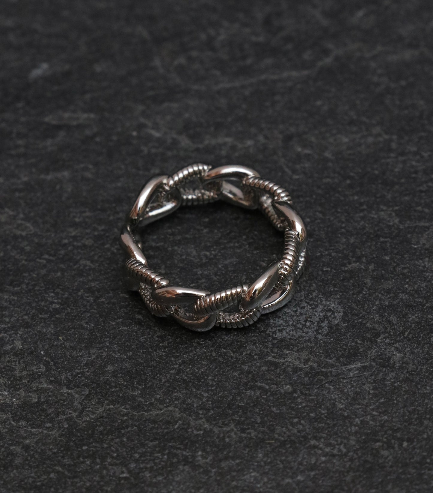 Platinum Isadora Curb Chain Ring