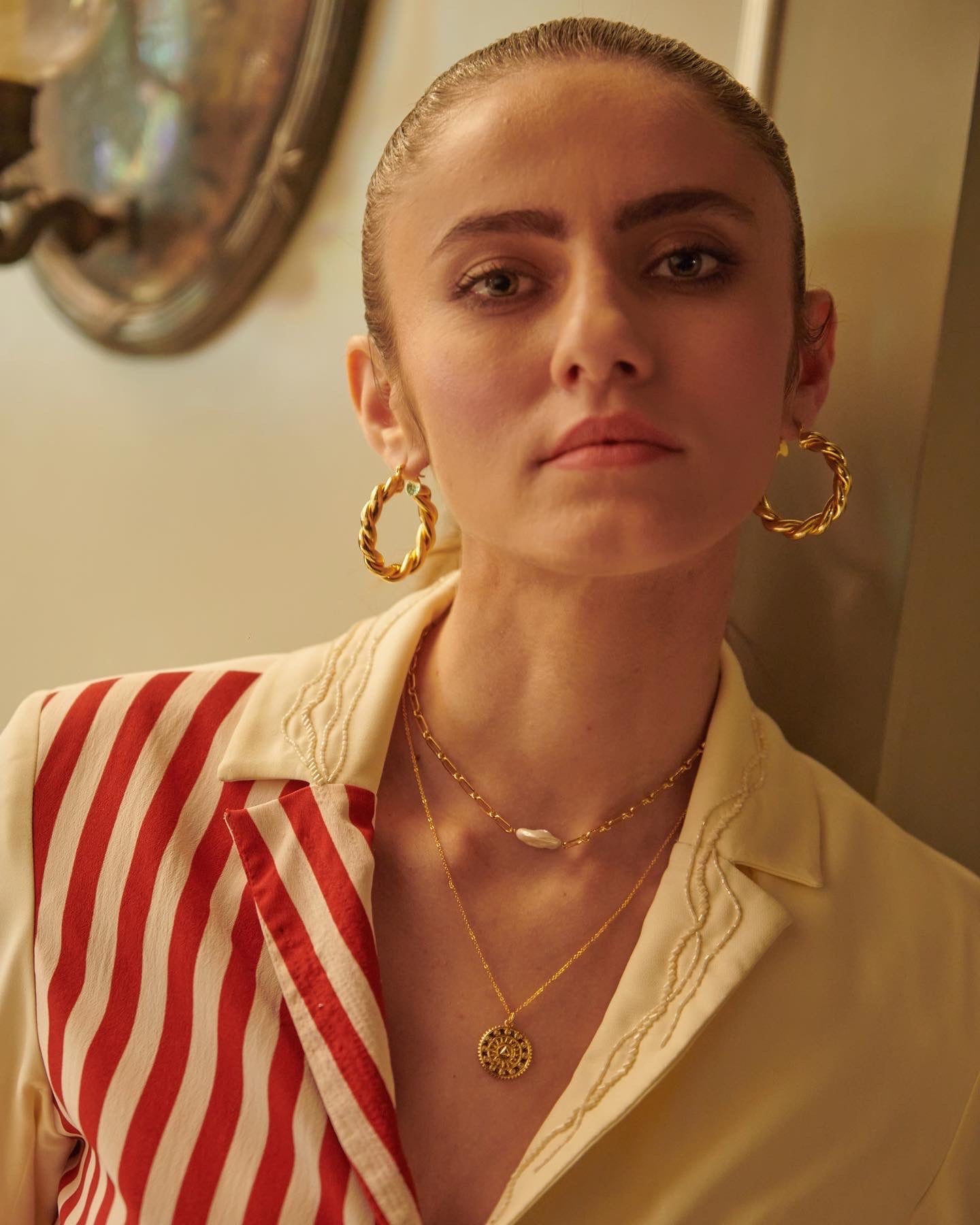 Twisted Desire Hoops