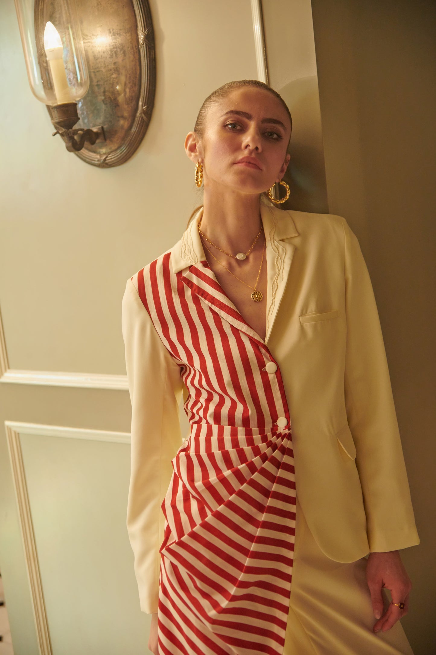 Twisted Desire Hoops